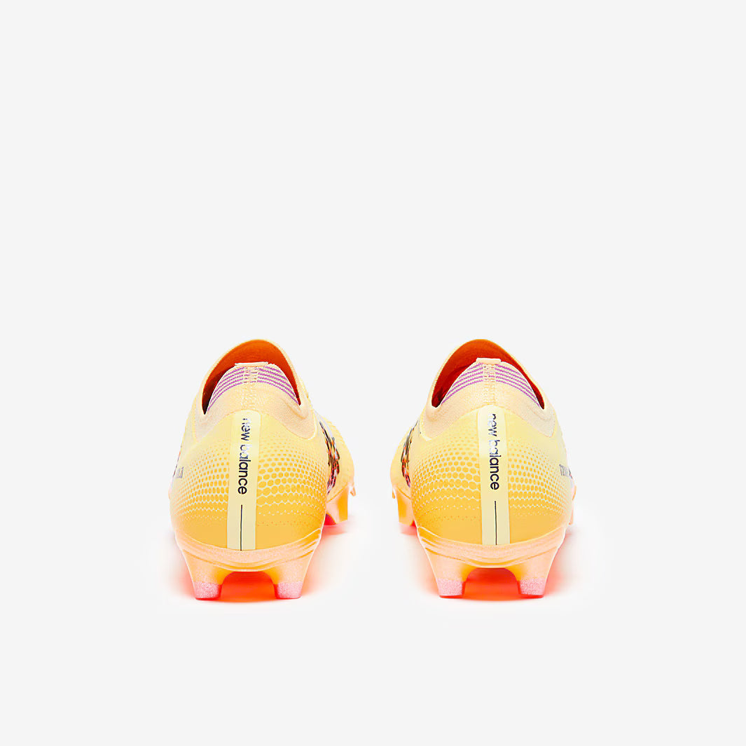 New Balance Tekela V4+ Pro FG Low